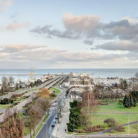 公寓 Modern Place Przy Plazy 格丁尼亚